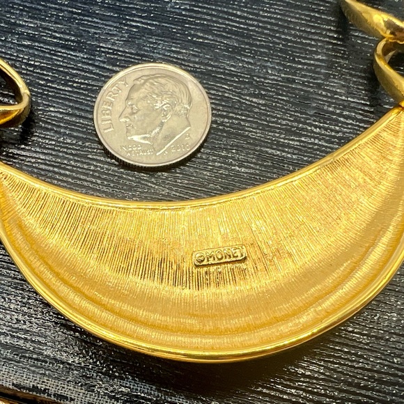 Vintage MONET gold statement collar necklace choker 16” - Picture 3 of 9